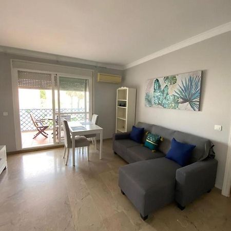 Apartamento Junto Al Puerto Deportivo De Estepona Dış mekan fotoğraf