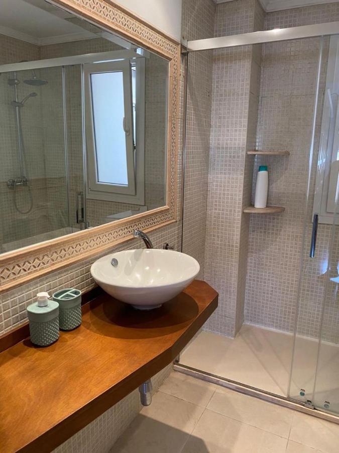 Apartamento Junto Al Puerto Deportivo De Estepona Dış mekan fotoğraf