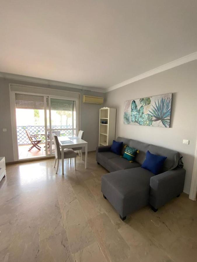 Apartamento Junto Al Puerto Deportivo De Estepona Dış mekan fotoğraf